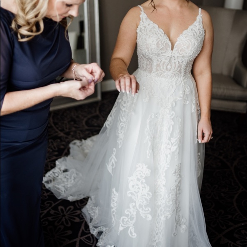 Essence of Australia wedding dress